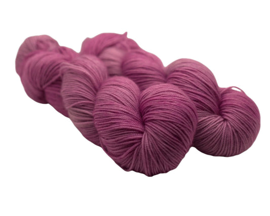Pink Tulip, Sport Weight Yarn - Pleasant Valley Fibers