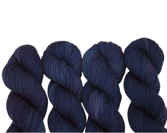 Cornflower, Worsted Weight Yarn (Tonal) - Pleasant Valley Fibers