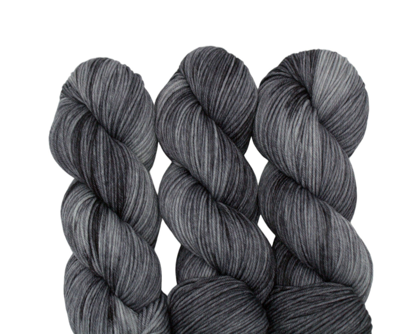 Smokescreen, DK Weight Yarn - Pleasant Valley Fibers