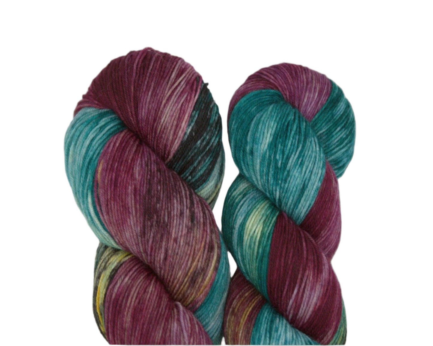 Sally, Fingering Weight Yarn - Pleasant Valley Fibers